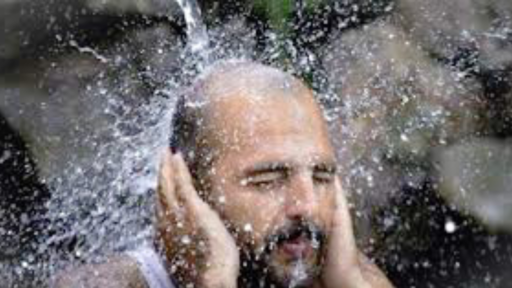 توقعات تسجيل درجات حرارة مرتفعة حتى يوم الثلاثاء في عدد أقليم المملكة - 2026 وقعات تسجيل درجات حرارة مرتفعة حتى يوم الثلاثاء