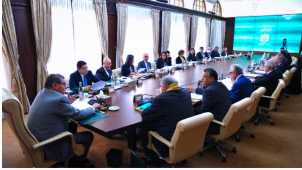 جريدة الاخبار 24 % - رئيس الحكومة يرأس مجلسًا للحكومة لمناقشة الشروط البدنية للبحارة وإحداث المقاولات الإلكترونية