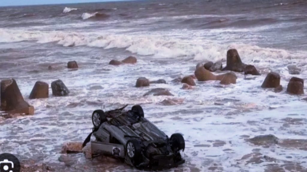 توقيف ثمانية مسؤولين بتهمة سوء الإدارة والإهمال في كارثة الفيضانات بليبيا - 2026 جريدة الاخبار 24 % - توقيف ثمانية مسؤولين بتهمة سوء الإدارة والإهمال في كارثة الفيضانات بليبيا