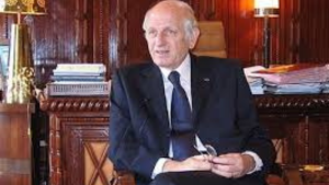 جريدة الاخبار 24 % - تكريم إسحاق هرتزوغ لأندري أزولاي بميدالية الشرف الرئاسية رمز للتعايش الديني والثقافي