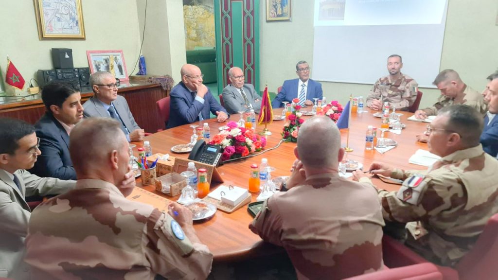 جريدة الاخبار 24 % - تطور ورؤية مستقبلية ومجهودات تنموية تحظى بإشادة الوفو الرفيع المستوى في مدينة العيون