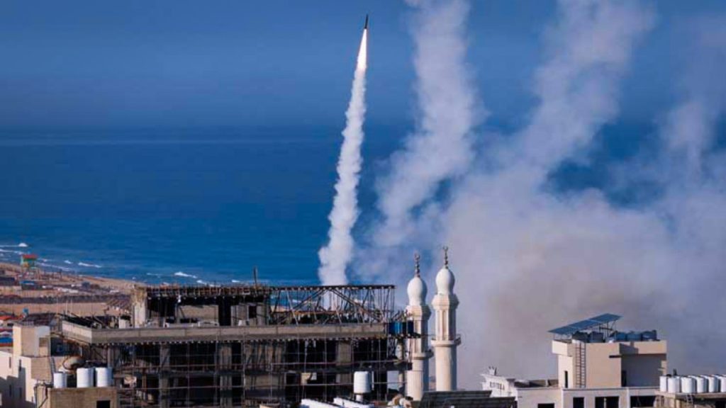 جريدة الاخبار 24 % - الاشتباكات تشتعل بين حماس وإسرائيل في عملية طوفان الأقصى وعملية السيوف الحديدية