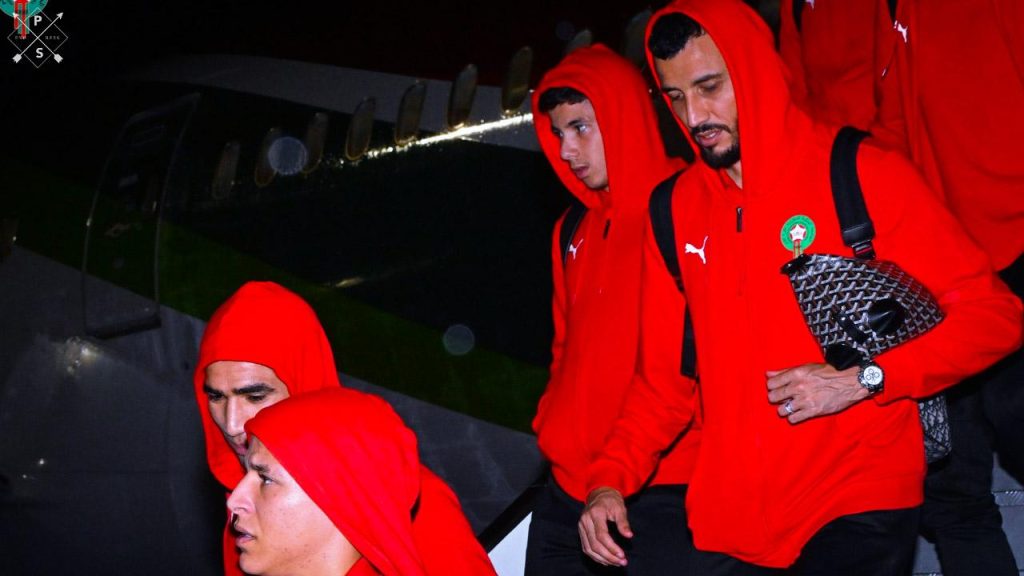 جريدة الاخبار 24 % - وصول بعثة المنتخب المغربي إلى تنزانيا استعدادًا لتصفيات كأس العالم