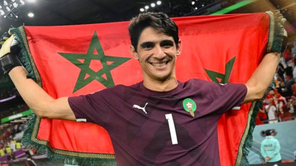 جريدة الاخبار 24 % - فوز ياسين بونو بجائزة أفضل حارس مرمى في إفريقيا 