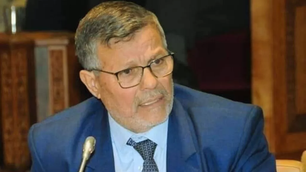 جريدة الاخبار 24 % - رئيس جماعة القصر الكبير يواجه تهمة تبديد أموال عمومية