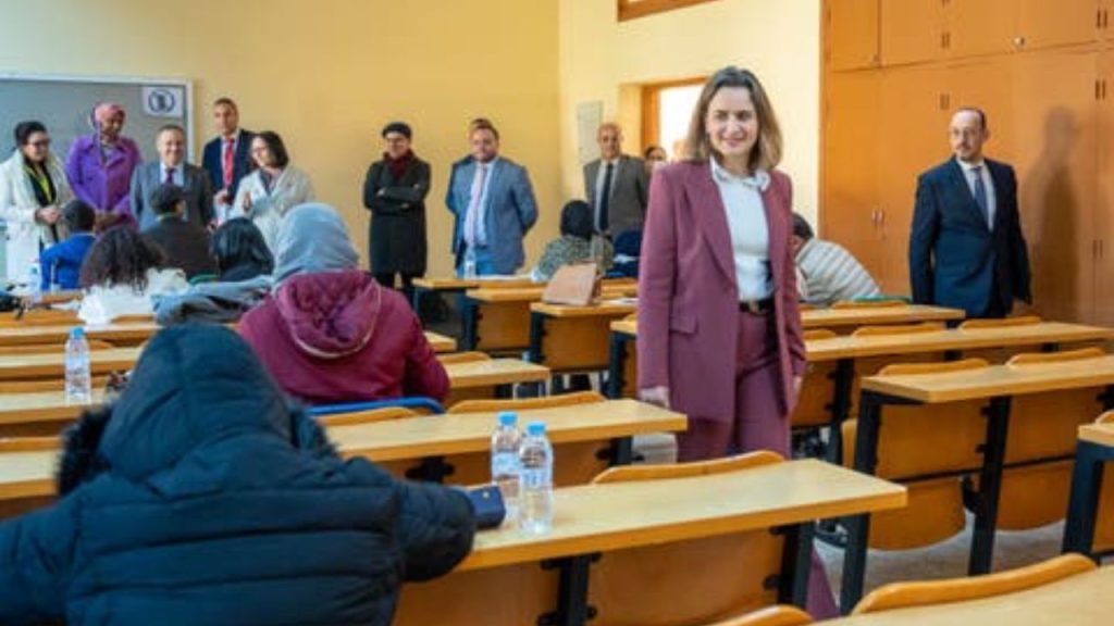 وزيرة الانتقال الرقمي تزور مركز المباريات للأشخاص في وضعية إعاقة - 2026 جريدة الاخبار 24 % - وزيرة الانتقال الرقمي تزور مركز المباريات للأشخاص في وضعية إعاقة