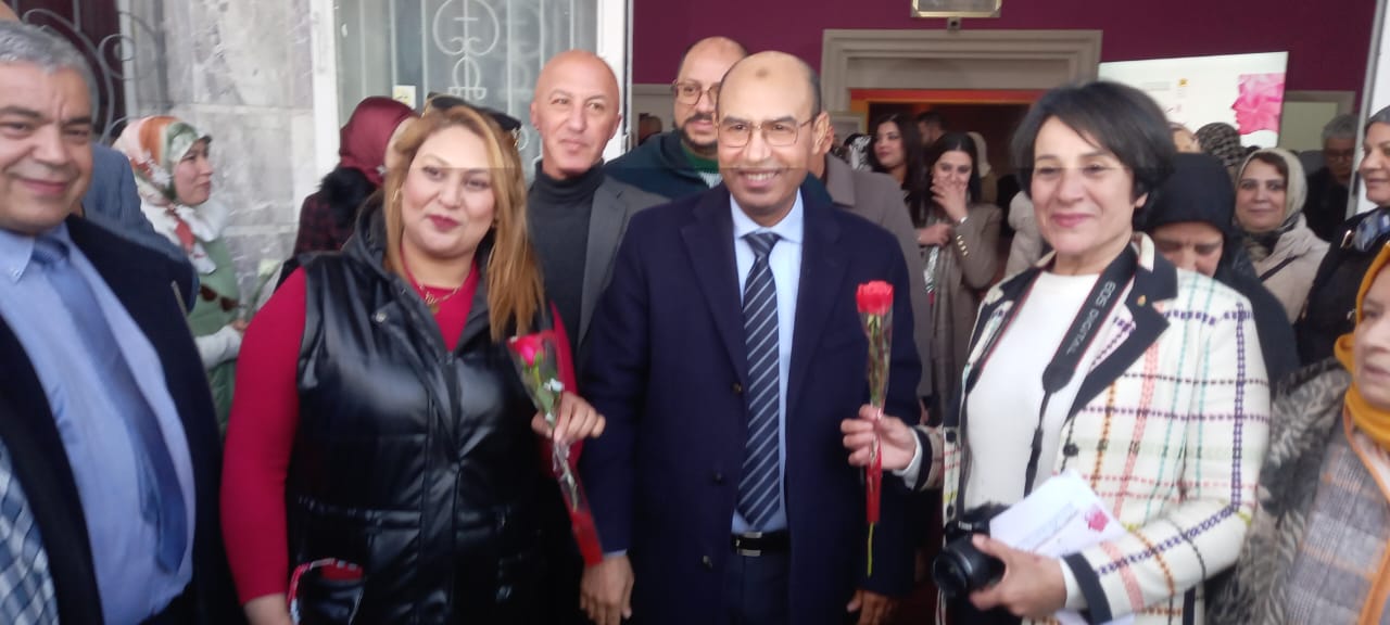 جريدة الاخبار 24 % - الاحتفاء باليوم العالمي للمرأة بقاعة مسرح تازة العليا