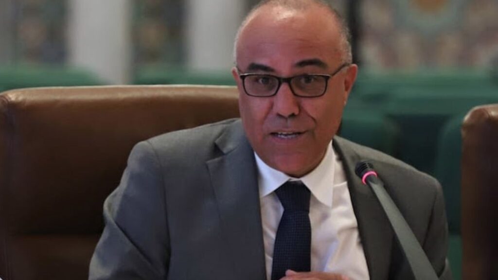 جريدة الاخبار 24 % - عبد اللطيف ميراوي يترأس وفد مغربي في اجتماع العلوم والتكنولوجيا بباريس