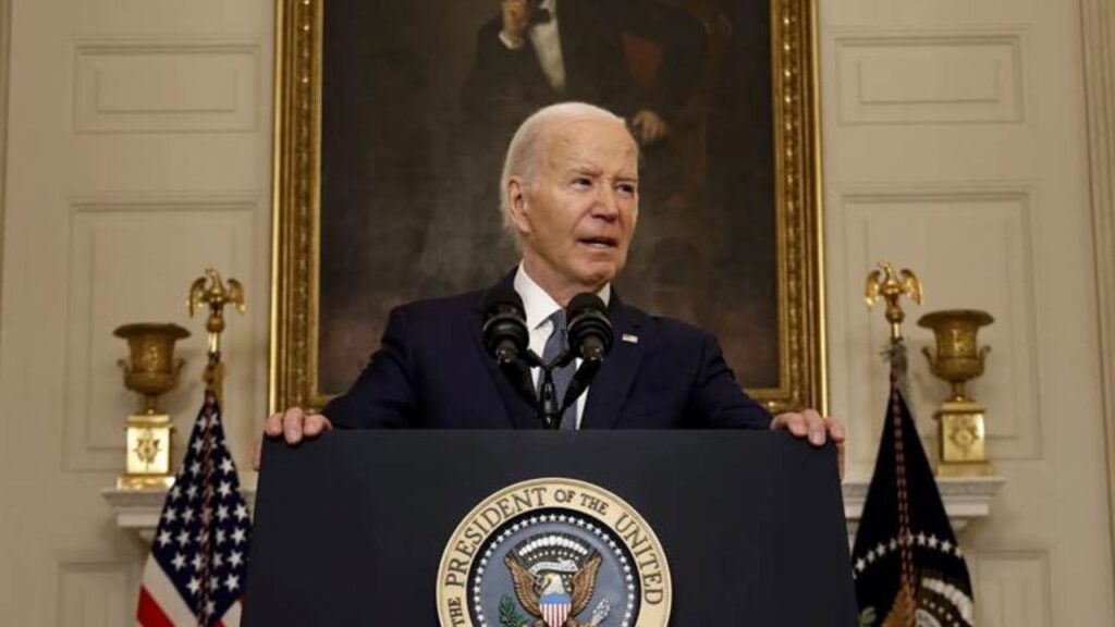 بايدن يفرض قيودا صارمة لمواجهة تصاعد الهجرة غير الشرعية وإغلاق الحدود مع المكسيك - 2026 جريدة الاخبار 24 % - بايدن يفرض قيودا صارمة لمواجهة تصاعد الهجرة غير الشرعية وإغلاق الحدود مع المكسيك