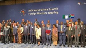 جريدة الاخبار 24 % - صفعة كوريا الجنوبية لأعداء الوحدة الترابية بالقمة الكورية الأفريقية