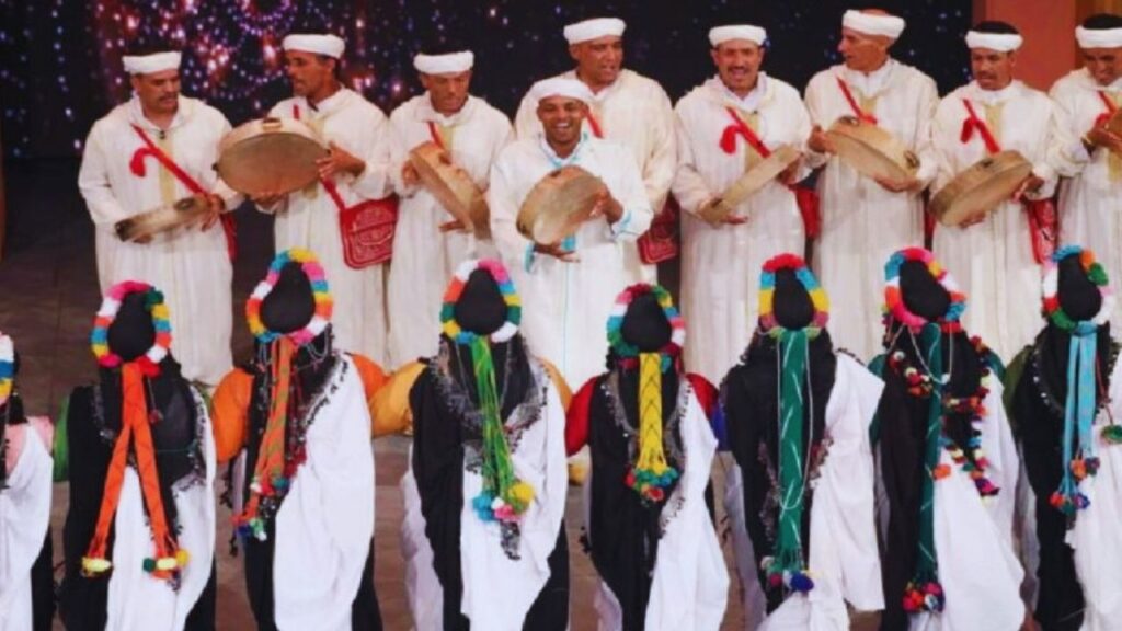 جريدة الاخبار 24 % - أمسية أحواش الأطلس الكبير تضيء قصر الباهية بمراكش