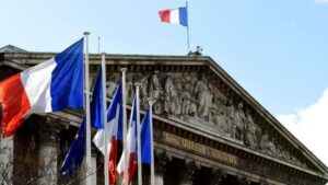 جريدة الاخبار 24 % - الأزمة البرلمانية بالجمعية الوطنية الفرنسية وضع غير مسبوق