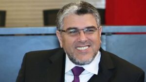 جريدة الاخبار 24 % - قرار العفو الملكي يعكس رؤية استراتيجية تفتح آفاقا جديدة للتسامح ولتعزيز حرية التعبير والعدالة
