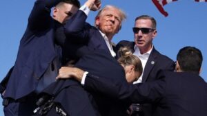 جريدة الاخبار 24 % - محاولة اغتيال الرئيس الأمريكي السابق دونالد ترامب في بنسلفانيا