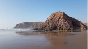 جريدة الاخبار 24 % - مير اللفت جوهرة شواطئ جنوب المغرب