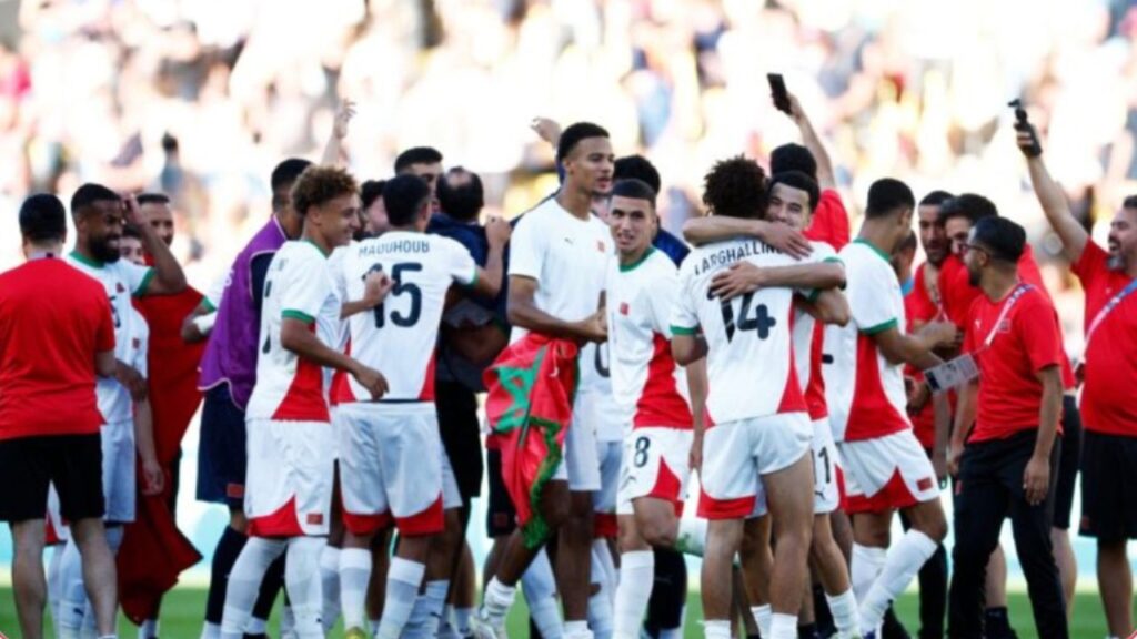 المنتخب الوطني الأولمبي يحرز الميدالية البرونزية في الألعاب الأولمبية بباريس - 2026 جريدة الاخبار 24 % - المنتخب الوطني الأولمبي يحرز الميدالية البرونزية في الألعاب الأولمبية بباريس