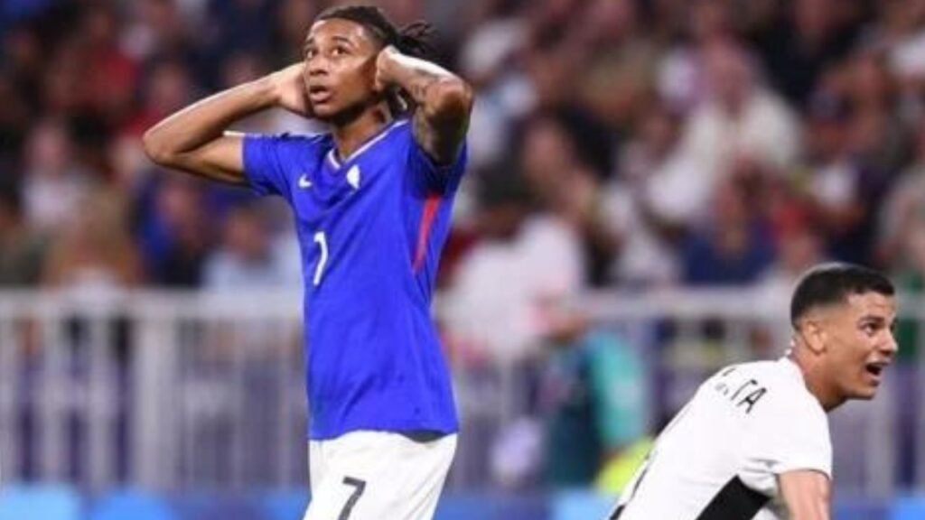 جريدة الاخبار 24 % - المنتخب الفرنسي يفوز على نظيره المصري ويبلغ نهائي كرة القدم الأولمبية