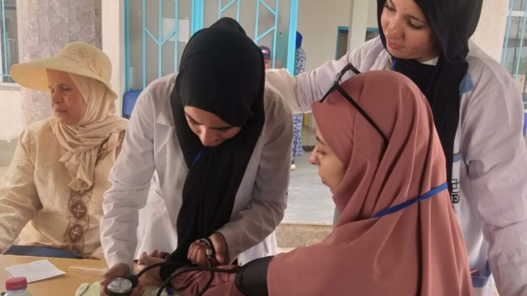 الجمعية الوطنية شباب نبض الخير تنظم حملة توعوية للكشف المبكر عن داء السكري بمستوصف عين السبع القنيطرة - 2026 جريدة الاخبار 24 % - الجمعية الوطنية شباب نبض الخير تنظم حملة توعوية للكشف المبكر عن داء السكري بمستوصف عين السبع القنيطرة