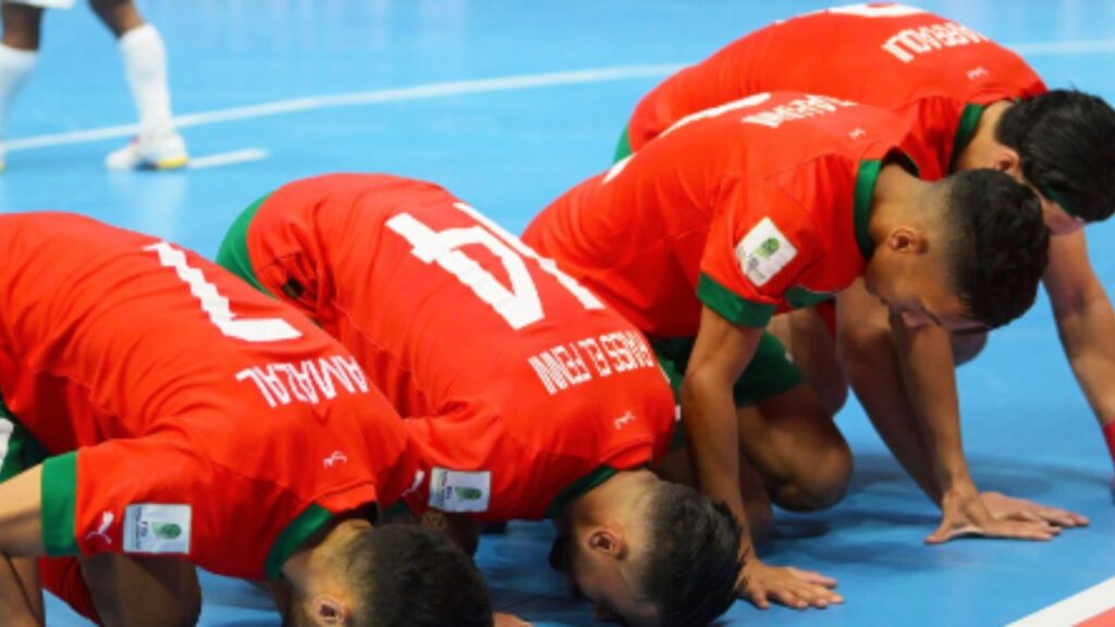 جريدة الاخبار 24 % - المنتخب المغربي لكرة القدم داخل القاعة يحقق انتصارا يؤهله إلى ربع النهائي في كأس العالم