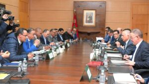 جريدة الاخبار 24 % - النقابات التعليمية تطالب بإلغاء تسقيف سن اجتياز المباريات وتنفيذ النظام الأساسي الجديد