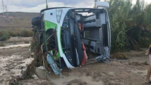 جريدة الاخبار 24 % - تداعيات الفياضانات تؤدي بحياة مواطنين وخسائر مادية