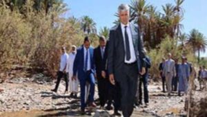 جريدة الاخبار 24 % - زيارة ميدانية لوزير الفلاحة لتقييم آثار الفيضانات واطلاق برنامج عمل إصلاح البنية الفلاحية