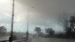 جريدة الاخبار 24 % - نشرة إنذارية توقعات تساقطات مطرية رعدية قوية ببعض أقليم المملكة