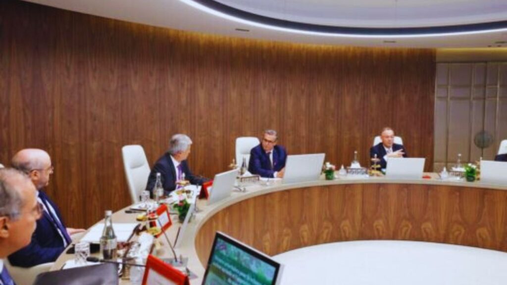 جريدة الاخبار 24 % - أخنوش يترأس اجتماعا لمناقشة استراتيجيات إنعاش القطاع الفلاحي وتحقيق التوازن في الأسعار