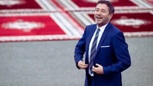 جريدة الاخبار 24 % - جدل حول الزيارة الملكية شخصيات فرنسية بين الوفد الرسمي والزيارات الخاصة