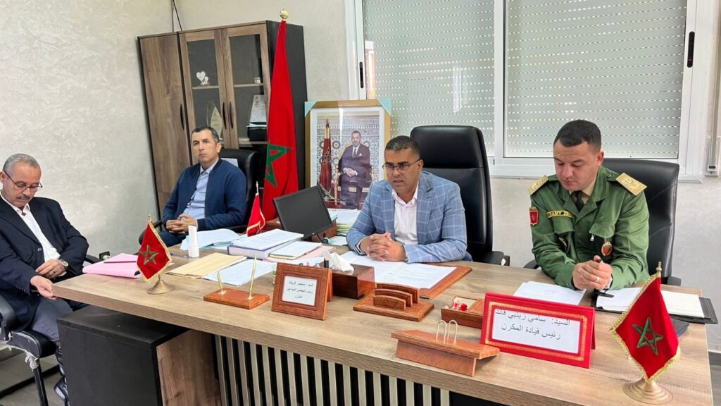 جماعة المكرن تعقد دورة استثنائية للمصادقة على ميزانية 2024 وإنجاز ملعب للقرب - 2026 جريدة الاخبار 24 % - جماعة المكرن تعقد دورة استثنائية للمصادقة على ميزانية 2024 وإنجاز ملعب للقرب