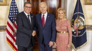 جريدة الاخبار 24 % - جو بايدن يستقبل رئيس الحكومة المغربية عزيز أخنوش بنيويورك