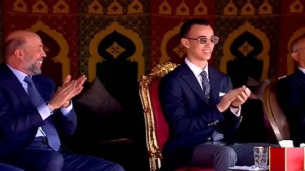 جريدة الاخبار 24 % - ولي العهد الأمير مولاي الحسن يترأس نهائي الجائزة الكبرى للتبوريدة بالجديدة