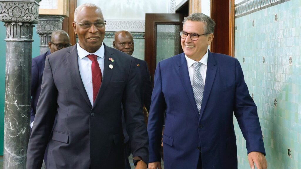 جريدة الاخبار 24 % - أخنوش يستقبل الوزير الأول الغيني وبحث سبل تطوير العلاقات الاستراتيجية