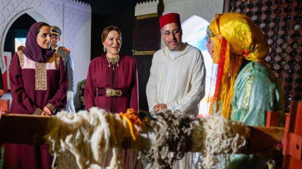 جريدة الاخبار 24 % - الأميرة للا حسناء والشيخة المياسة تستكشفان تراث المغرب بالدوحة