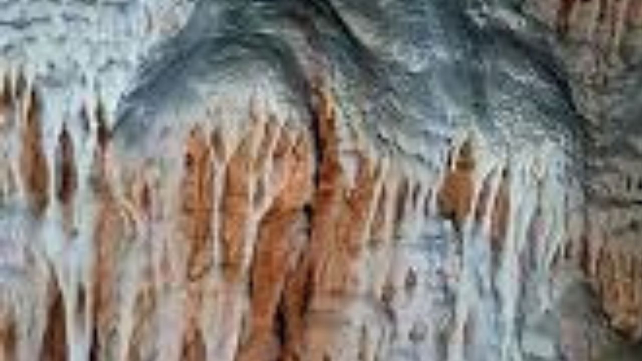 جريدة الاخبار 24 % - العمق المجهول مغارة فريواطو كنز طبيعي جيولوجي وتاريخي بقلب تازة