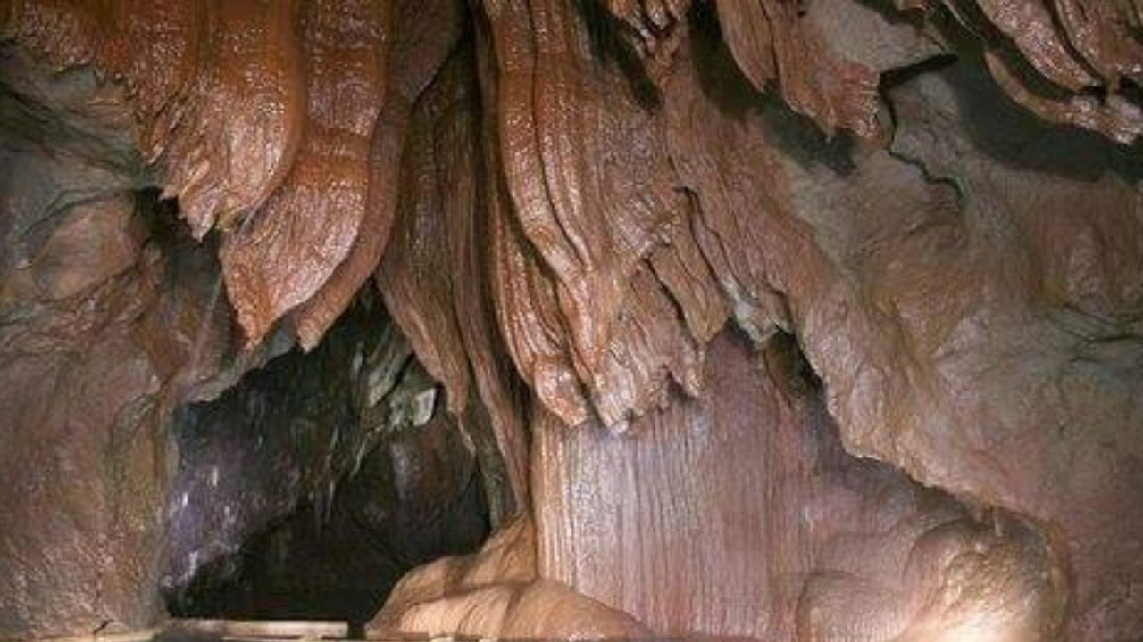 جريدة الاخبار 24 % - العمق المجهول مغارة فريواطو كنز طبيعي جيولوجي وتاريخي بقلب تازة