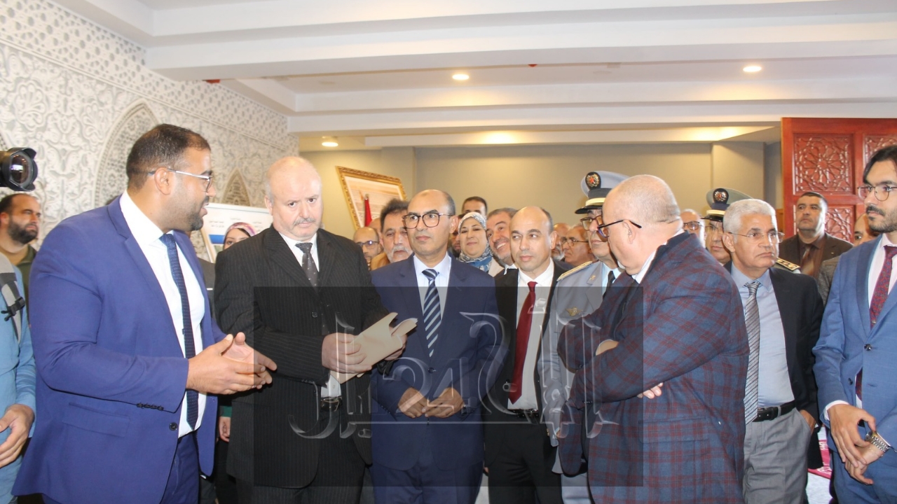 جريدة الاخبار 24 % - تدشين قيسارية الطرافين الوقفية إنجاز يجسد التنمية المستدامة بتازة العليا