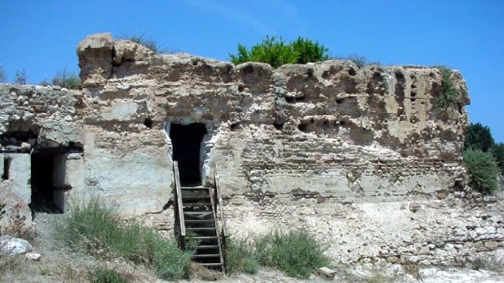 جريدة الاخبار 24 % - المزمة معلمة أثرية تجسد التراث الثقافي ووجهة سياحة بإقليم الحسيمة