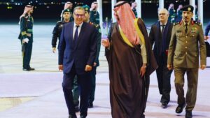 جريدة الاخبار 24 % - رئيس الحكومة يمثل الملك في قمة دولية رفيعة المستوى حول المياه الواحدة بالرياض