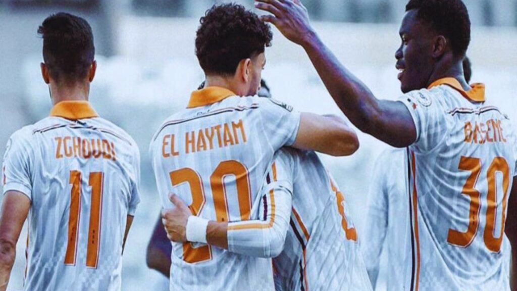 جريدة الاخبار 24 % - فريق نهضة بركان يحقق فوزا ويعتلي صدارة المجموعة الثانية بكأس الكونفدرالية