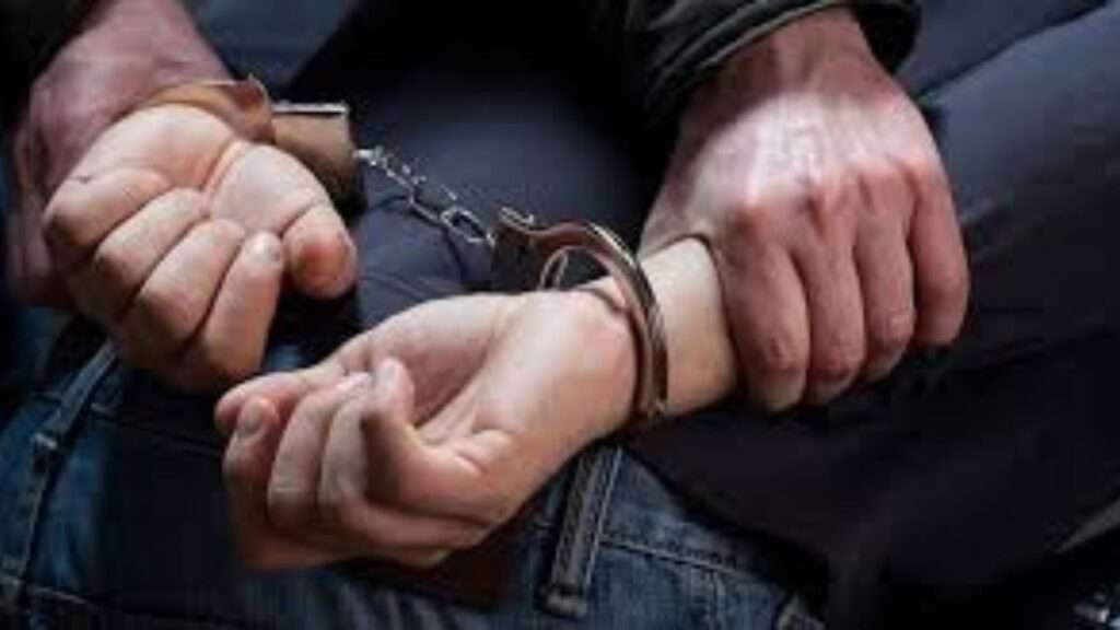 أمن باب سبتة يوقف مواطنا سويديا صادرة في حقه مذكرة بحث دولية - 2025 جريدة الاخبار 24 % - أمن باب سبتة يوقف مواطنا سويديا صادرة في حقه مذكرة بحث دولية