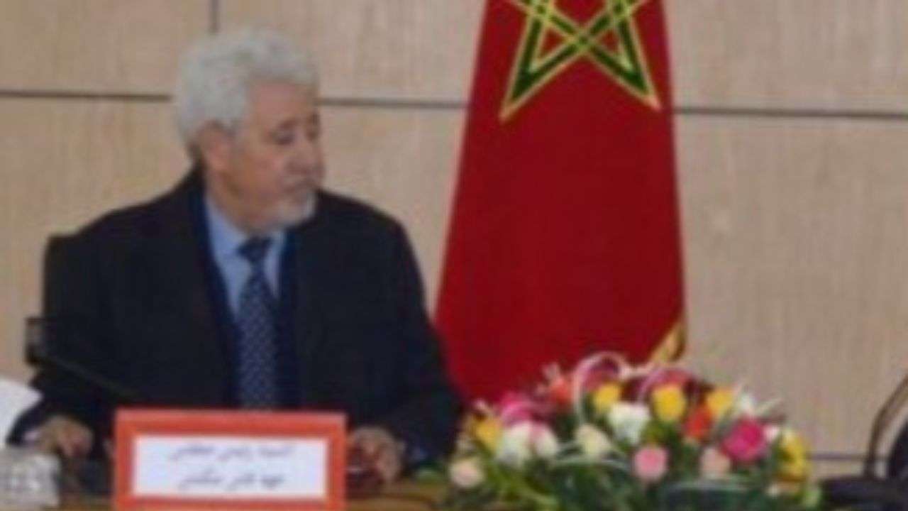 جريدة الاخبار 24 % - لقاء تواصلي استراتيجي لتعزيز الاستثمار والتنمية بإقليم تازة