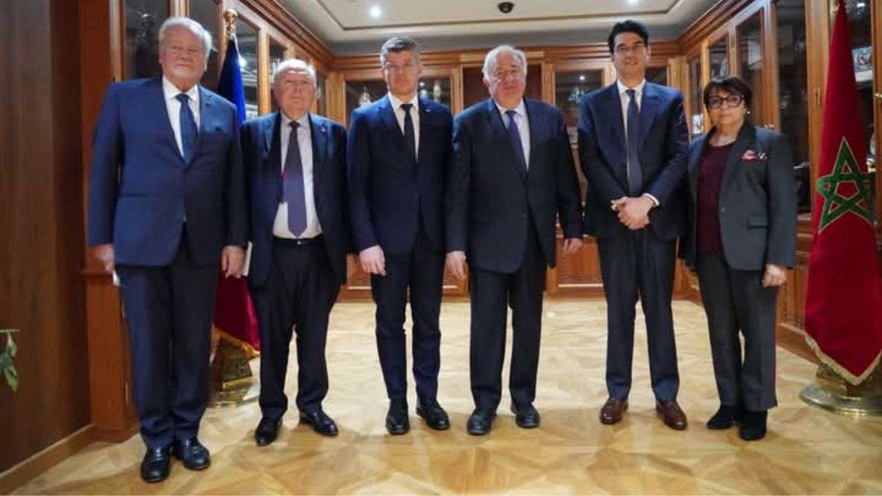 جريدة الاخبار 24 % - زيارة رئيس مجلس الشيوخ الفرنسي لمناقشة سبل التعاون مع نائب رئيس مجلس النواب