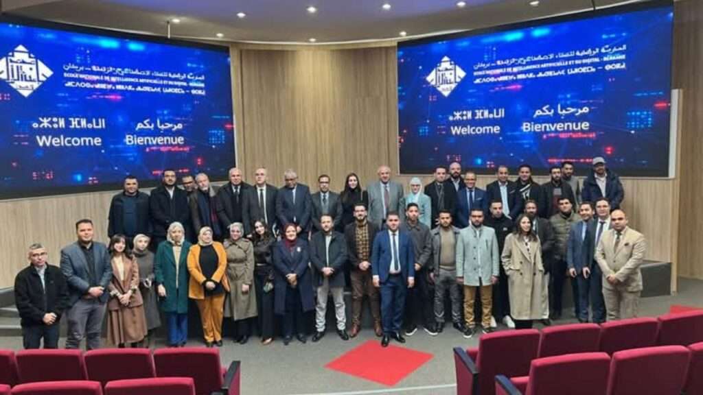 زيارة ميدانية لاستكشاف دور الذكاء الاصطناعي لاستشراف المستقبل الأكاديمي والتطبيقي - 2025 جريدة الاخبار 24 % - زيارة ميدانية لاستكشاف دور الذكاء الاصطناعي لاستشراف المستقبل الأكاديمي والتطبيقي