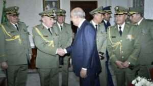 جريدة الاخبار 24 % - صراع السلطة بين الرئيس والقادة العسكريين والتأثير على المشهد السياسي