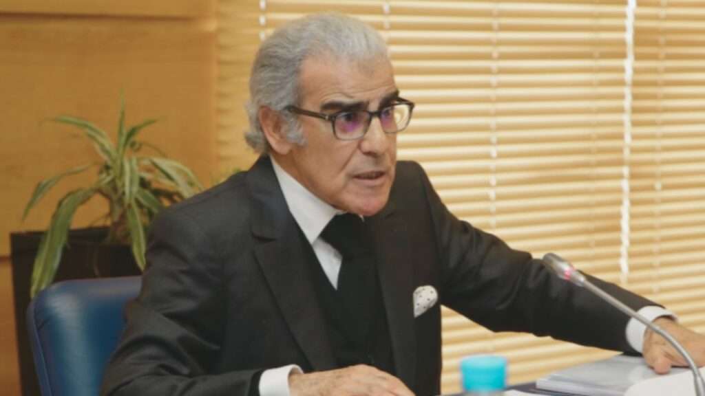 جريدة الاخبار 24 % - بنك المغرب يعين طبيبا للصحة النفسية