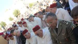 جريدة الاخبار 24 % - صلاة عيد الفطر تجديد للمحبة والتسامح في أجواء مفعمة بالخشوع بمصلى تازة العليا