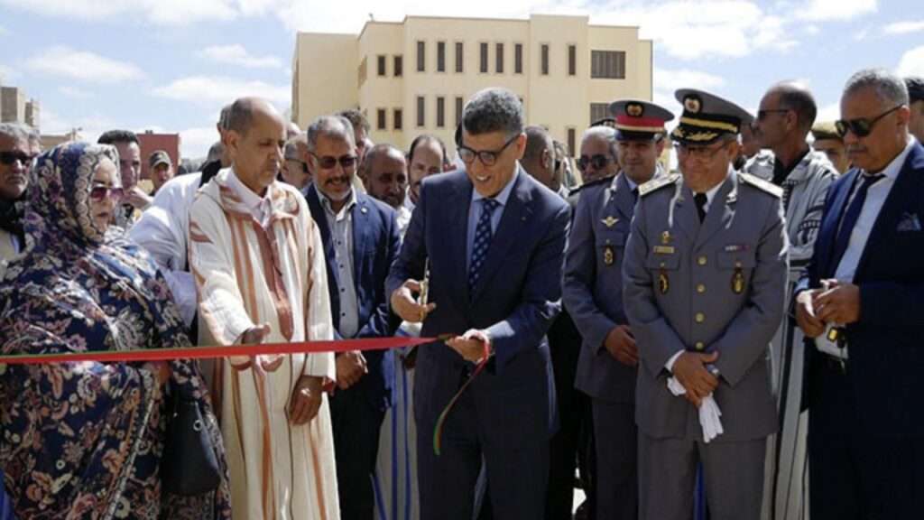 جريدة الاخبار 24 % - عامل إقليم السمارة يقوم بإفتتاح القاعة المغطاة لتعزيز الرياضية بالإقليم