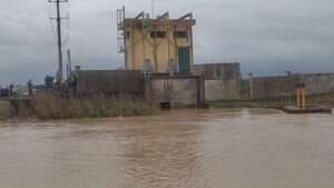 جريدة الاخبار 24 % - فيضان نهر رضم يدمر المحاصيل الزراعية وساكنة جماعة سيدي الكامل تطالب بحلول فعالة