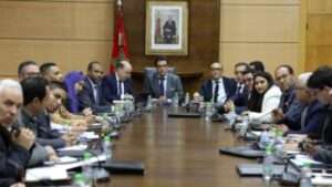 جريدة الاخبار 24 % - ما أسباب تأجيل لقاء الحركات الانتقالية بوزارة التربية الوطنية؟